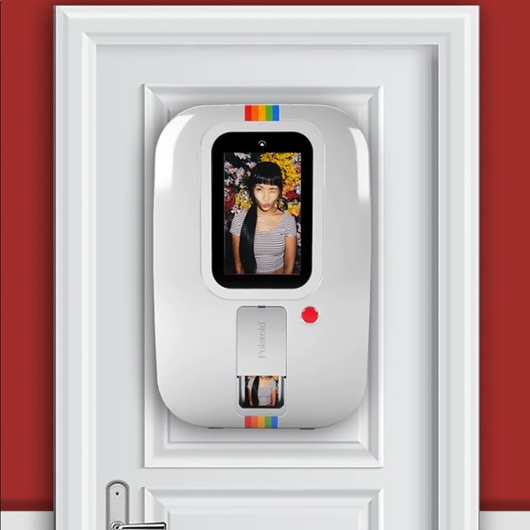 Polaroid at-home instant photo booth - Picture 3 of 8